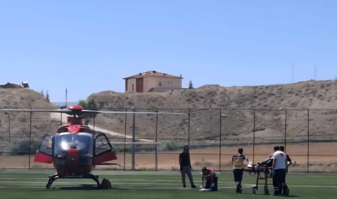 Malatya’nın Darende ilçesinde kalp krizi geçiren bir hasta, sağlık ekiplerinin