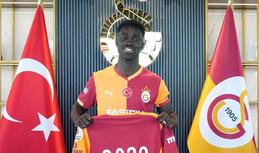 Galatasaray, Kolombiyalı stoper Davinson Sanchez’in sözleşmesini 2029’a kadar uzattığını açıkladı.