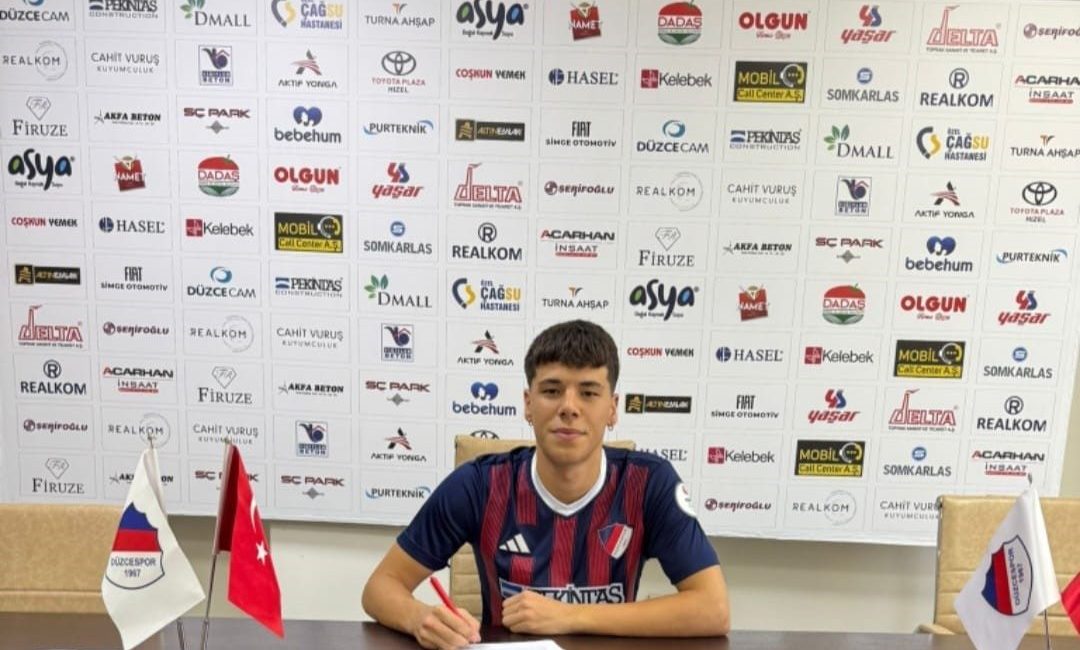 DÜZCE(İHA) – TFF 3. Ligde mücadele eden Düzcespor Denizlispor’dan transfer