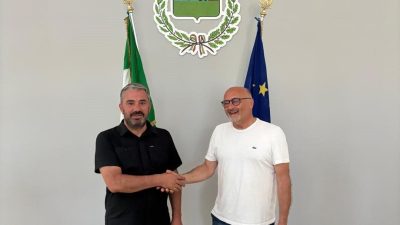 Ankara’nın Pursaklar Belediye Başkanı Ertuğrul Çetin, İtalya’nın Poggiardo şehrinin Belediye