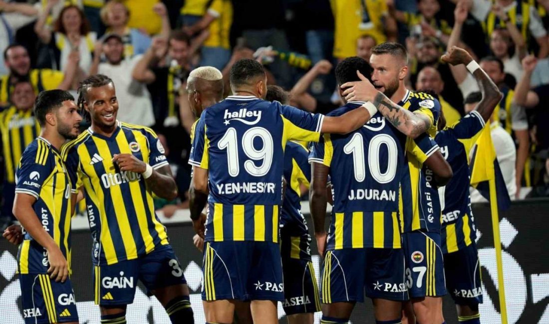 Fenerbahçe, ligdeki ilk galibiyetini aldı Fenerbahçe, Trendyol Süper Lig’in 2025-2026 sezonunda ilk galibiyetini Kocaelispor karşısında