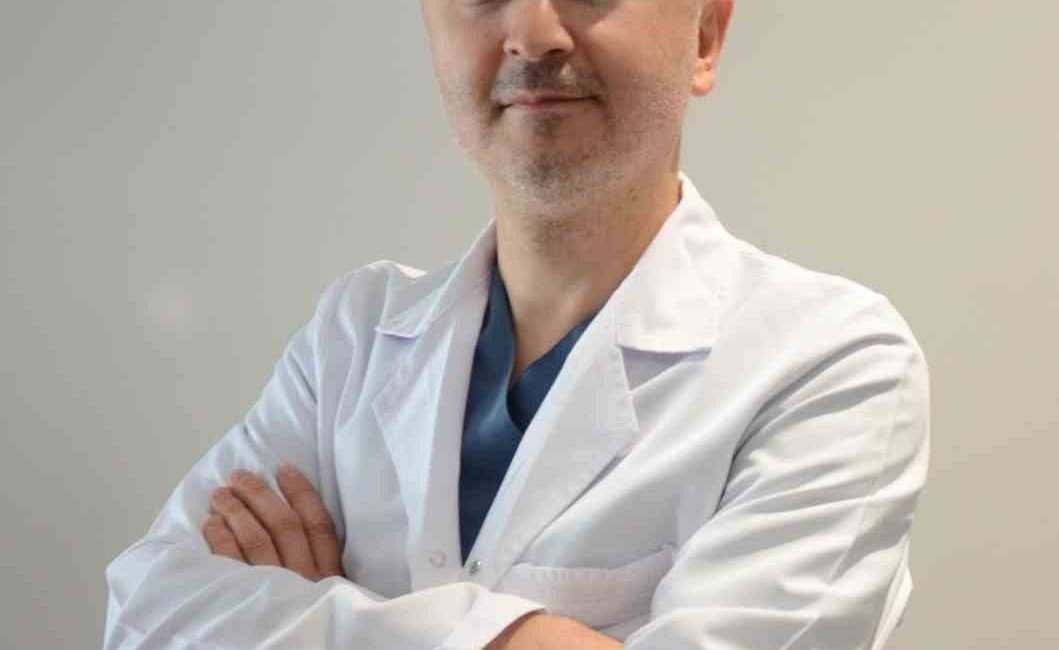 Güney gözlüğü seçimi hayati önem taşıyor Göz Hastalıkları Uzmanı Op. Dr. Metin Yıldız, yaz aylarında artan