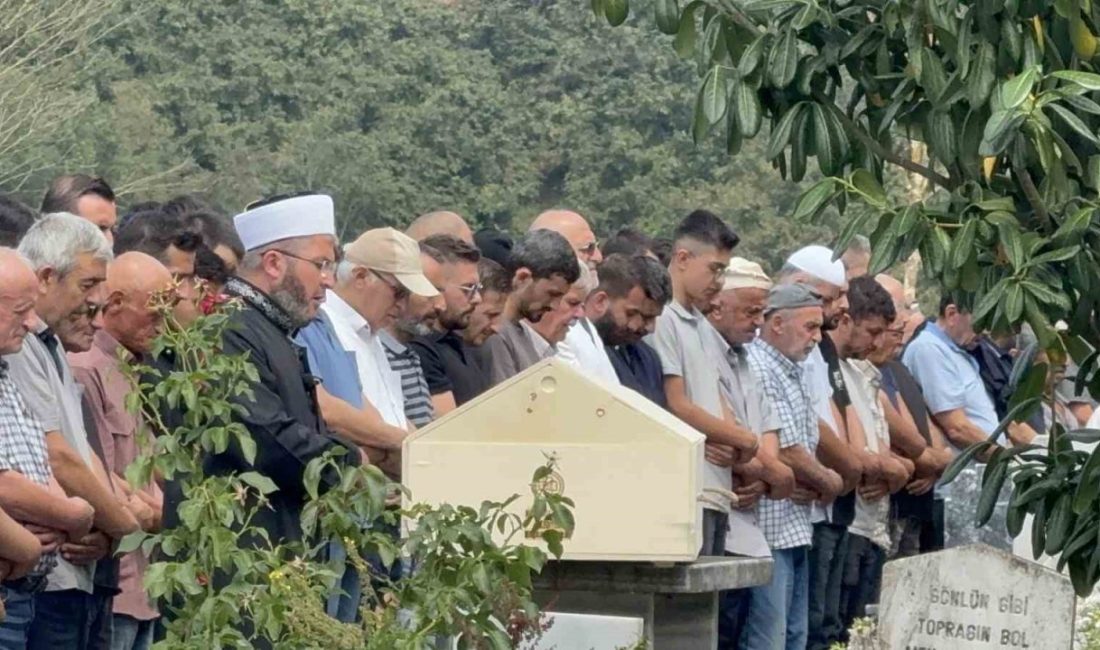 Kürek sörfü yaparken kaybolmuştu, son yolculuğuna uğurlandı Muğla’nın Menteşe ilçesinde kürek sörfü yaparken denize düşerek kaybolan ve