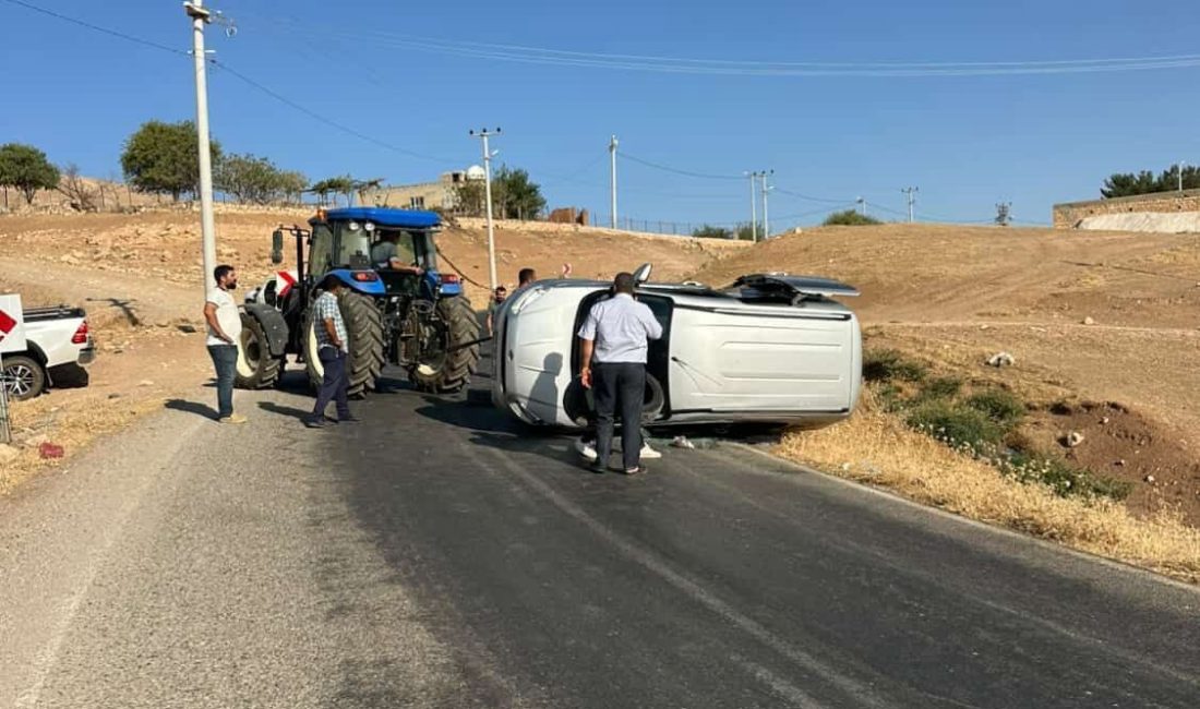 Kurtalan’da hafif ticari araç devrildi Siirt’in Kurtalan ilçesinde hafif ticari araç devrildi. Kazayı sürücü yara