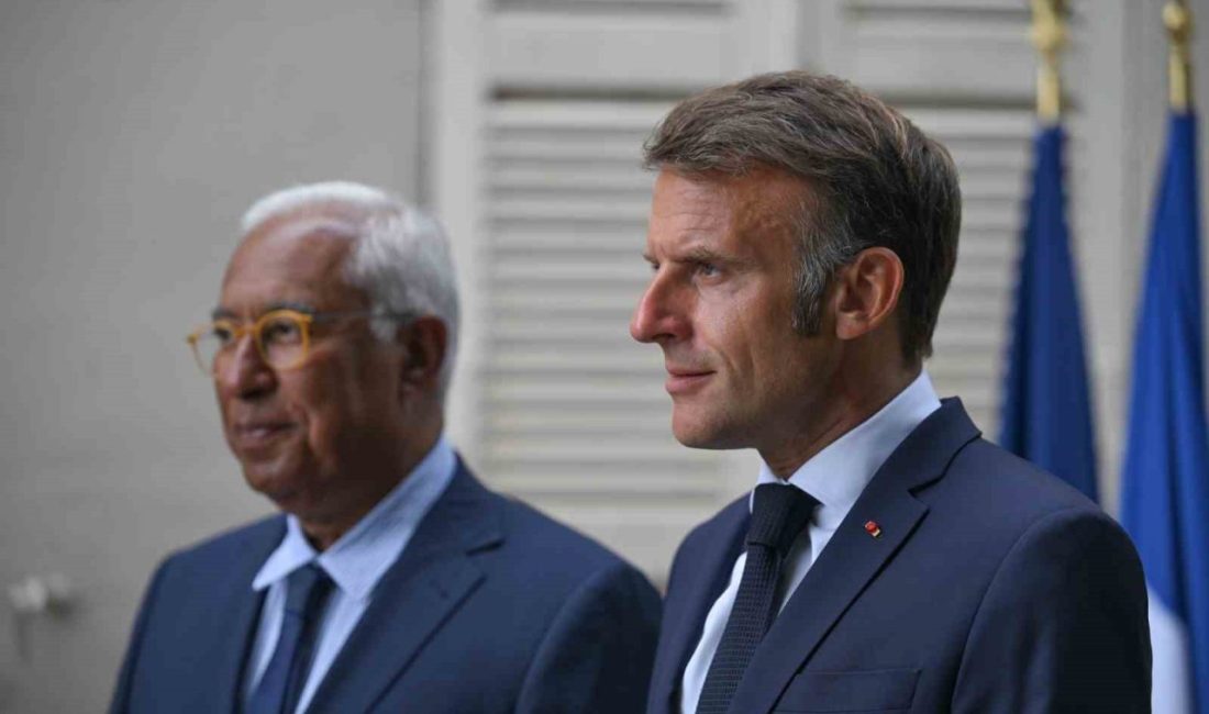 Macron: “Ukrayna’ya ait toprak konuları yalnızca Ukrayna Devlet Başkanı tarafından müzakere edilmelidir” Fransa Cumhurbaşkanı Emmanuel Macron, ABD Başkanı Donald Trump ve Rusya