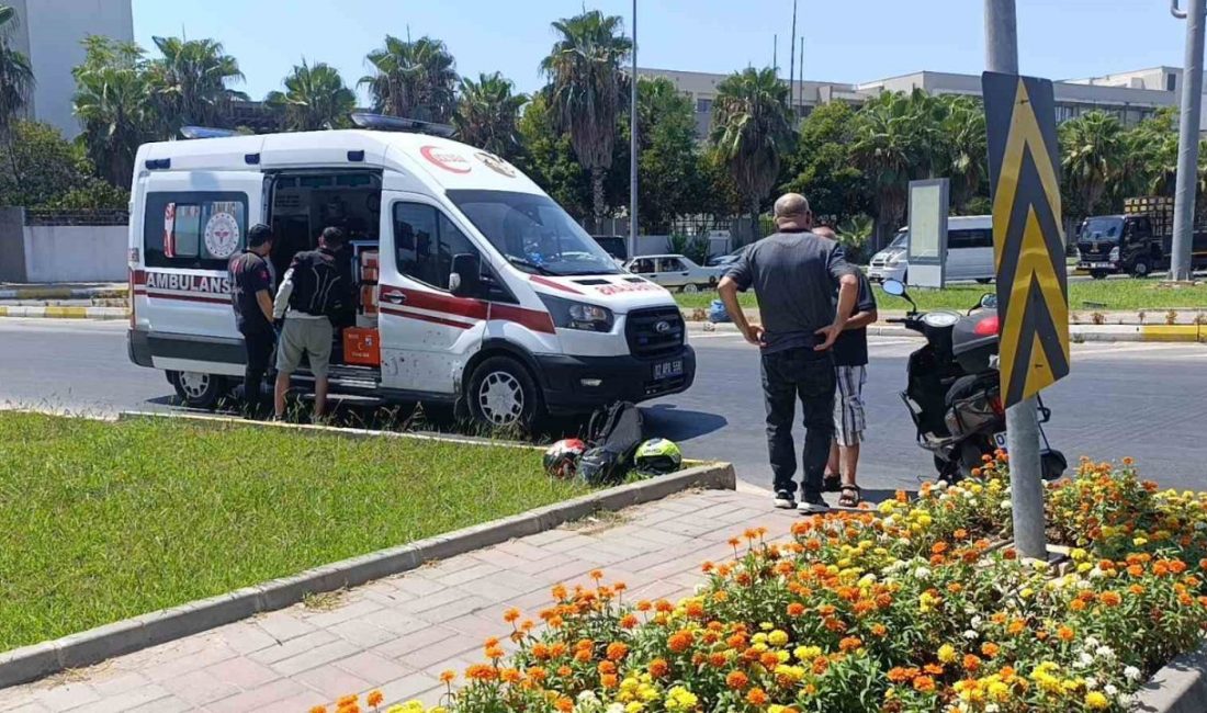 Manavgat’ta motosikletler çarpıştı: 1 yaralı Antalya’nın Manavgat ilçesinde kavşak sisteminde 2 motosikletin çarpışması sonucu meydana