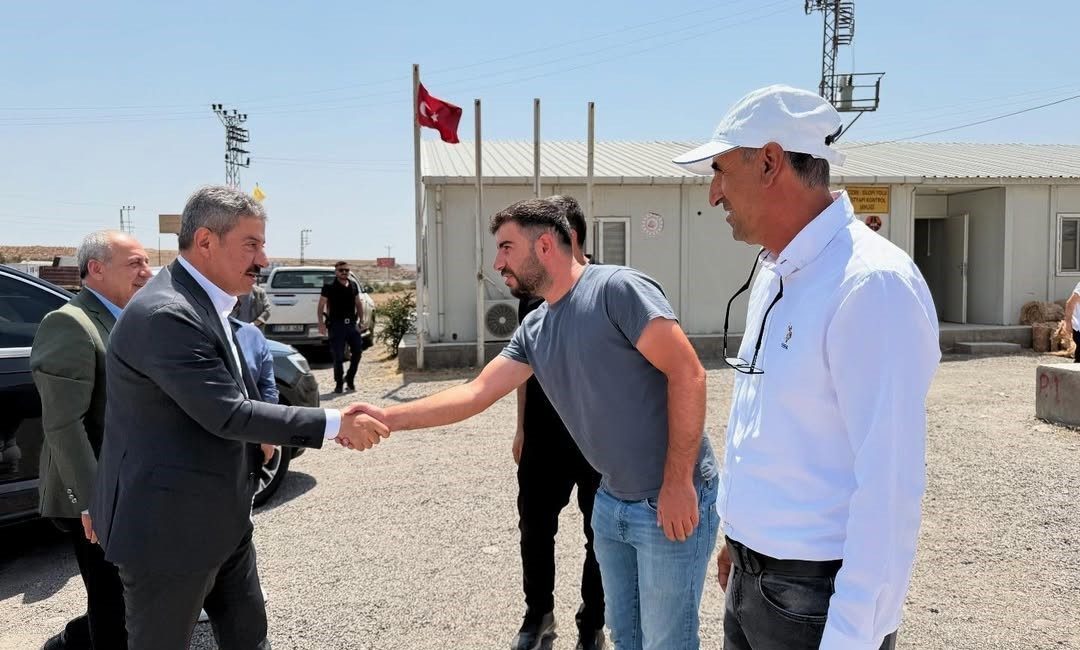 AK Parti Şırnak Milletvekili Arslan Tatar, Cizre-Silopi arasında yapılan yol