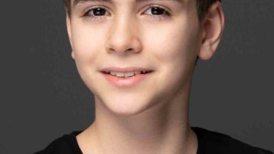 Genç oyuncu Mustafa Konak, “Kıskanmak” dizisinin kadrosuna katıldı. Konak, Mehmet