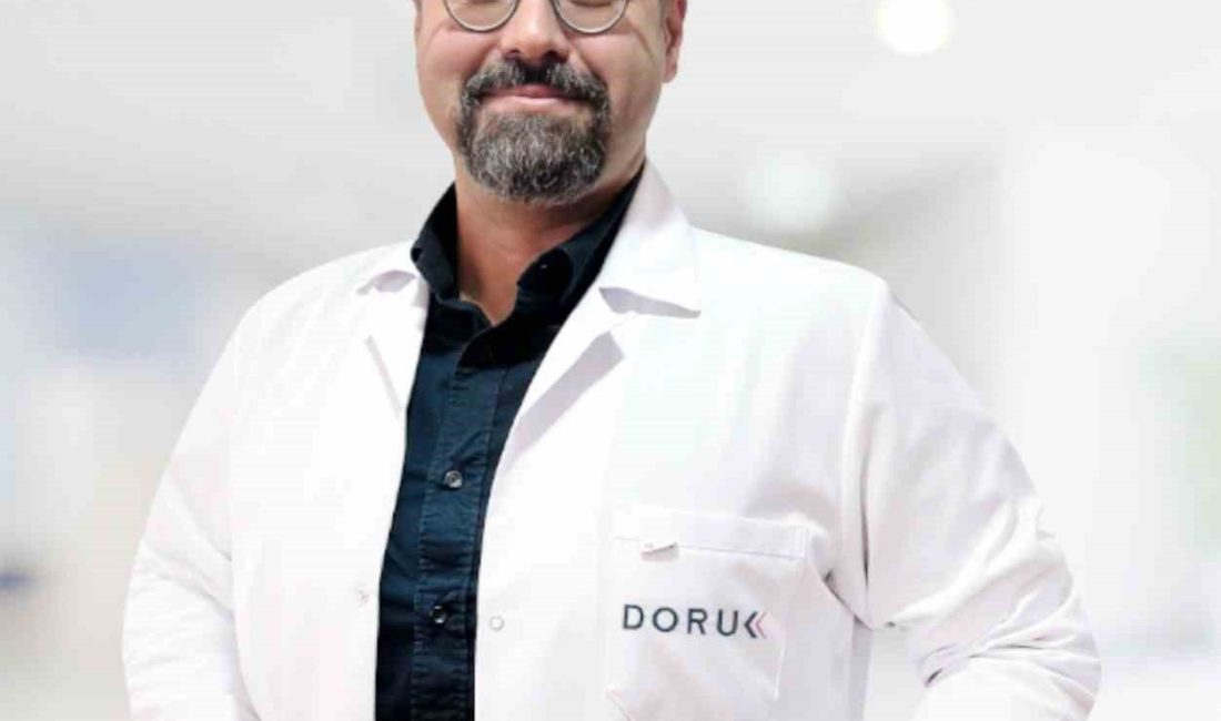 Doruk Yıldırım Hastanesi Gastroenteroloji Cerrahi Uzmanı Doç. Dr. Doğukan Durak,