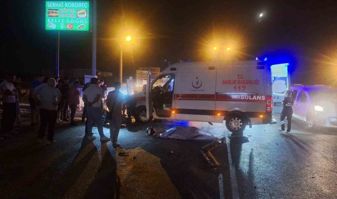 Otomobille çarpışan motosikletin genç sürücüsü hayatını kaybetti Antalya’nın Serik ilçesinde motosiklet ile otomobilin çarpıştığı trafik kazasında 19
