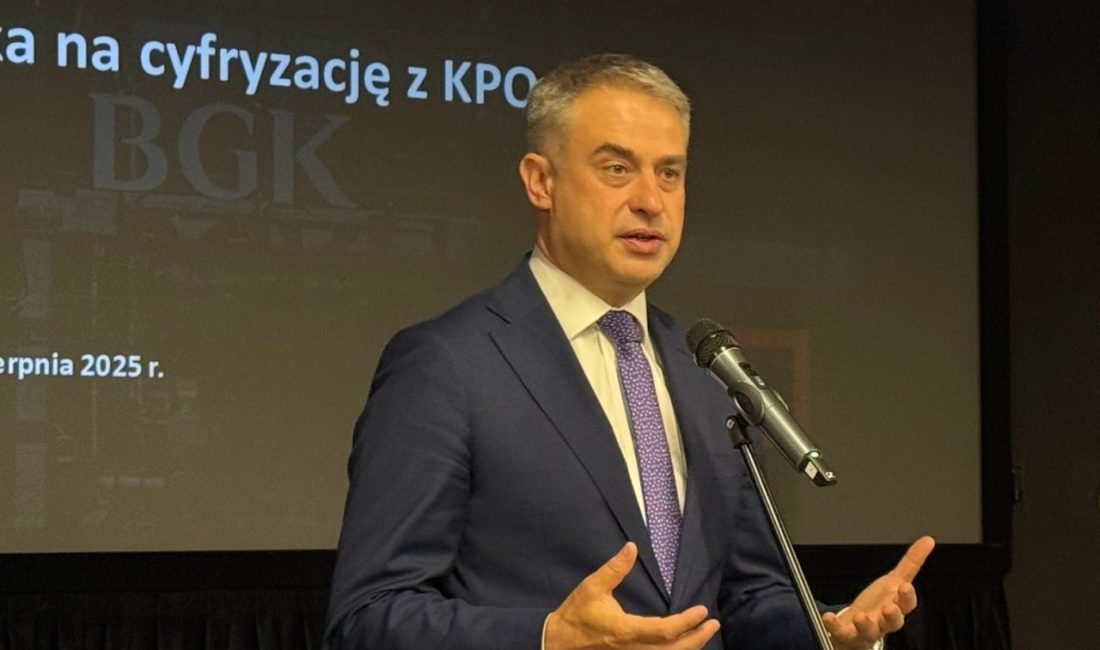 Polonya Bilişim Bakanı Krzysztof Gawkowski, Cumhurbaşkanı Karol Nawrocki’nin Ukraynalılara yardım