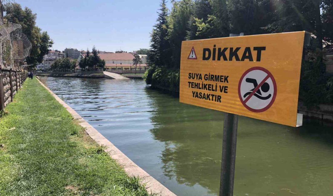 Eskişehir’de bir genç serinlemek amaçlı girdiği Porsuk Çayı’ndan zabıta ekipleri