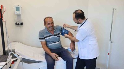 Yüksek sıcaklıkların kalp ve tansiyon hastalarını olumsuz etkilediğini vurgulayan Bursa