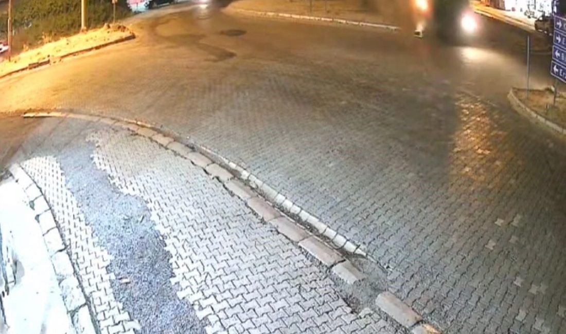 Tırın freni boşaldı, sürücünün soğukkanlılığı faciayı böyle önledi Elazığ’da freni boşalan tır, kilometrelerce ilerlerken sürücünün soğukkanlılığı faciayı önledi.