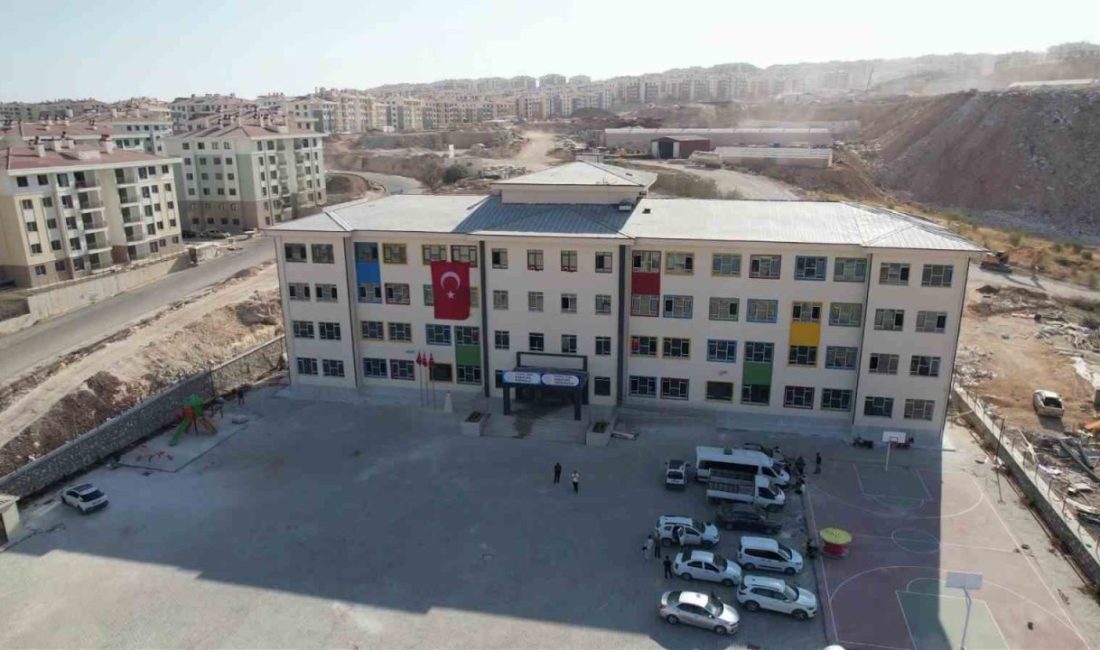 Toplu konut alanlarındaki okullar eğitim öğretime hazır 6 Şubat depremlerinde en fazla hasarı gören kentlerden birisi olan