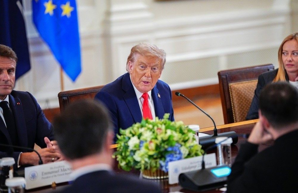 ABD Başkanı Donald Trump, Ukrayna Devlet Başkanı Vladimir Zelenskiy ve