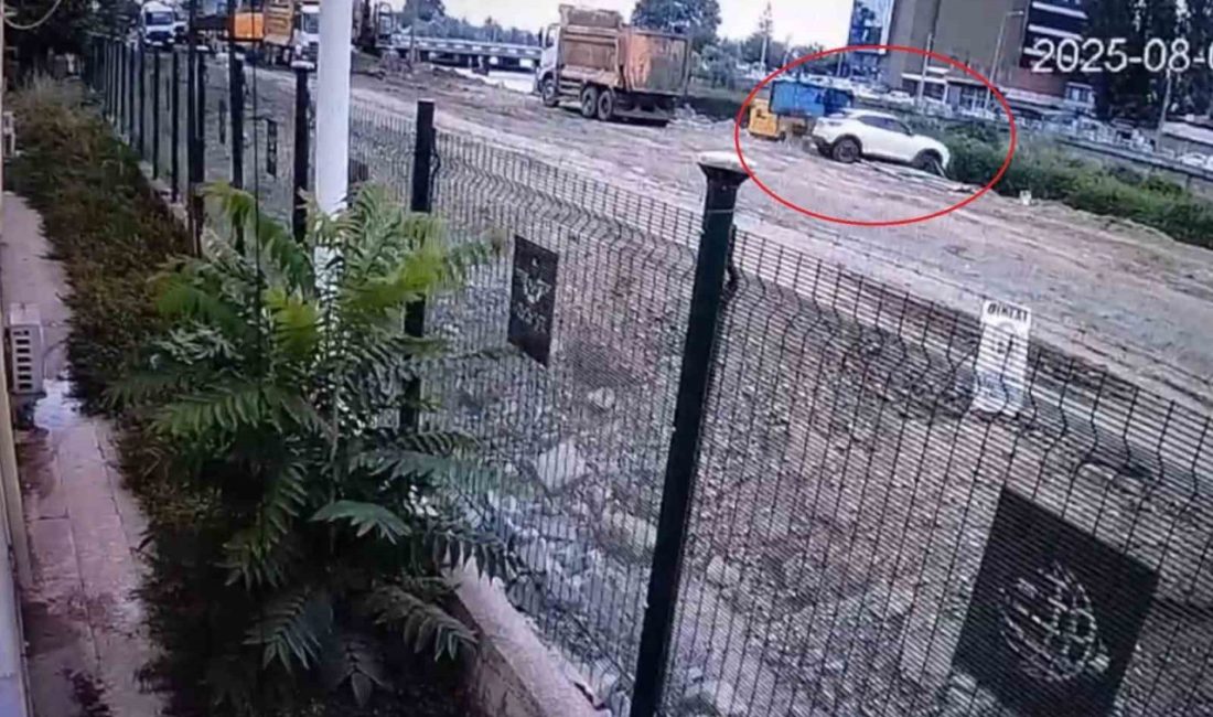 Samsun’un İlkadım ilçesinde dönüş yapmak isteyen SUV tipi araç Mert