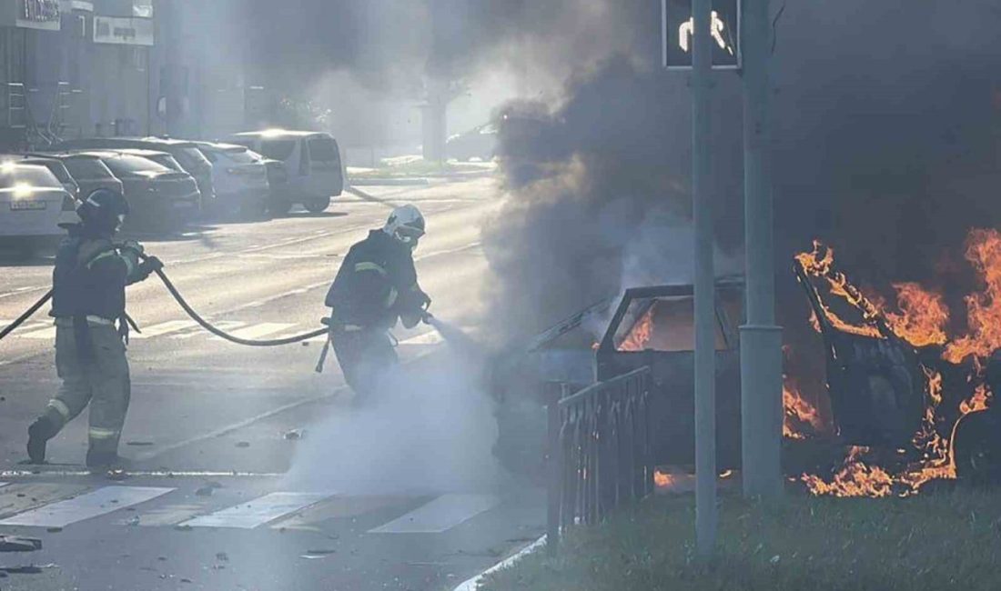 Ukrayna ordusunun Rusya’nın Belgorod şehrindeki bir araca insansız hava aracı