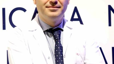 İdrar kesesinin altına yerleşmiş kestane büyüklüğünde erkek salgı bezi olan