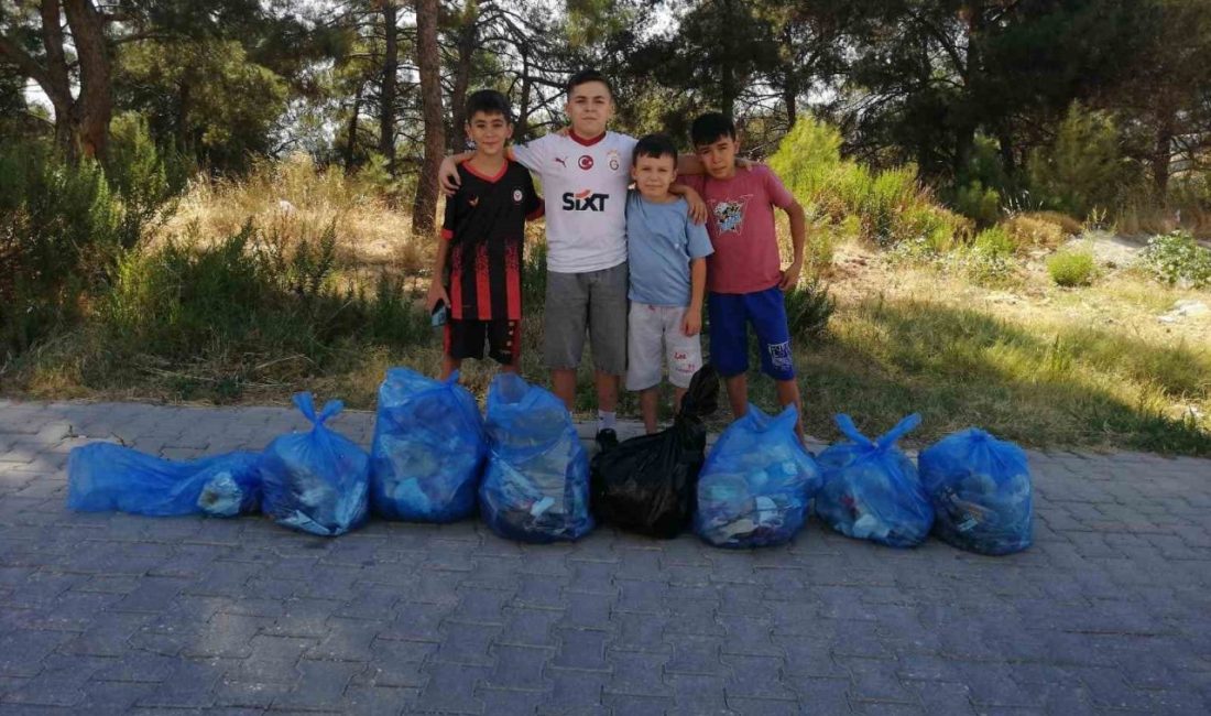 Yangın sonrası miniklerden örnek davranış Manisa’nın Soma ilçesinde yaşayan çocuklar, kısa süre önce yangın çıkan