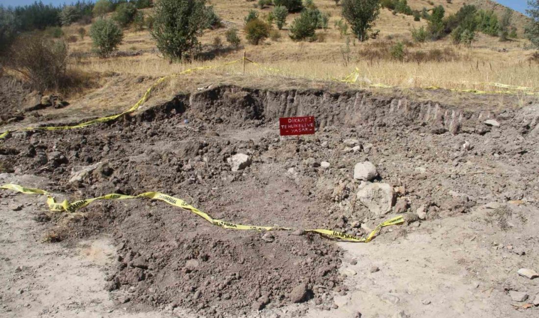 Çankırı’nın Orta ilçesinde şifalı olduğu iddia edilen suya giren çift,