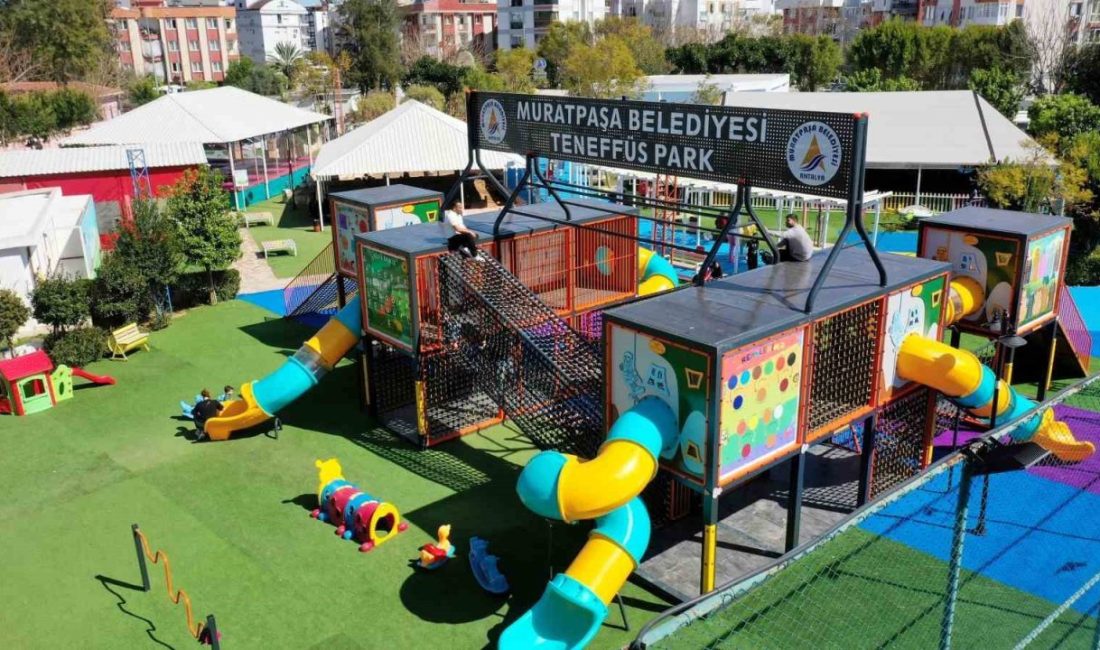 Muratpaşa Belediyesi’nin açık hava çocuk oyun dünyası Teneffüs Park, yaz