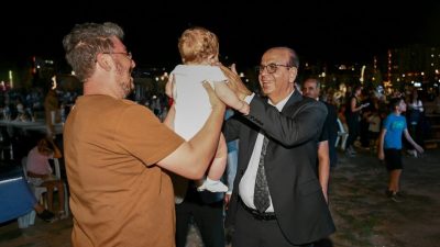 Yeşilyurt Belediyesi tarafından 100.Yıl Kent Park’ta düzenlenen ‘Yeşilyurt’ta Yaz Akşamları’