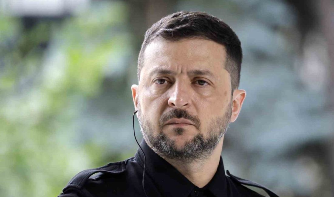 Zelenskiy, Putin ile görüşme için Türkiye, Körfez ve Avrupa ülkelerini adres gösterdi Ukrayna Devlet Başkanı Vladimir Zelenskiy, Rusya Devlet Başkanı Vladimir Putin