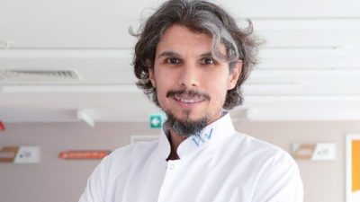 Dünyada her yıl 1 milyon kişinin intihar nedeniyle hayatını kaybettiğini