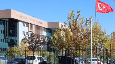 Gaziantep’te bademcik ameliyatı yapılan 4 yaşındaki çocuk, operasyon sonrası gelişen