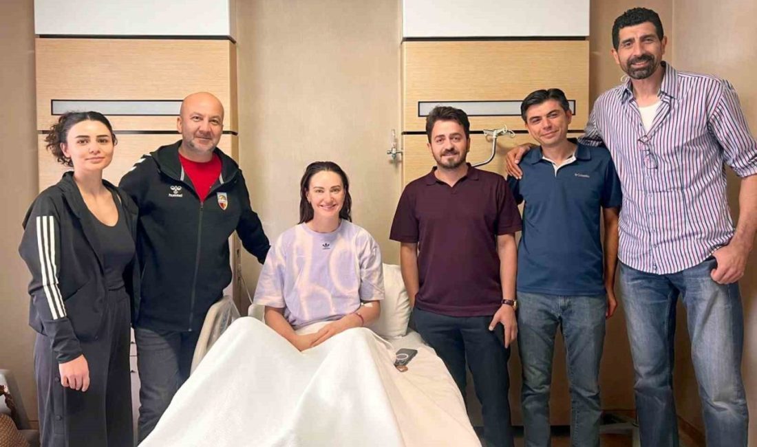 Melikgazi Kayseri Basketbol’un sakatlanan oyuncusu Alice Kunek, Memorial Kayseri Hastanesi’nde