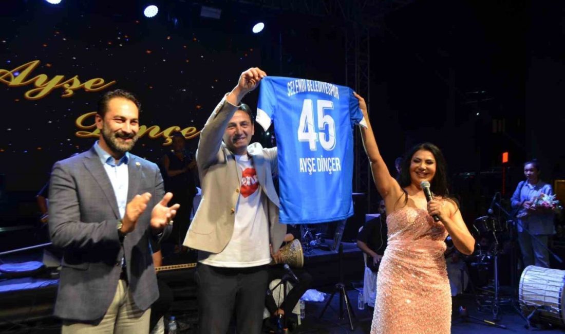 Ayşe Dinçer, Selendi’de binlerce vatandaşı coşturdu Manisa’nın Selendi ilçesinde, ilçenin düşman işgalinden kurtuluşunun 103. yıl dönümü