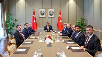 Çalışma ve Sosyal Güvenlik Bakanı Vedat Işıkhan, Azerbaycan Çalışma ve