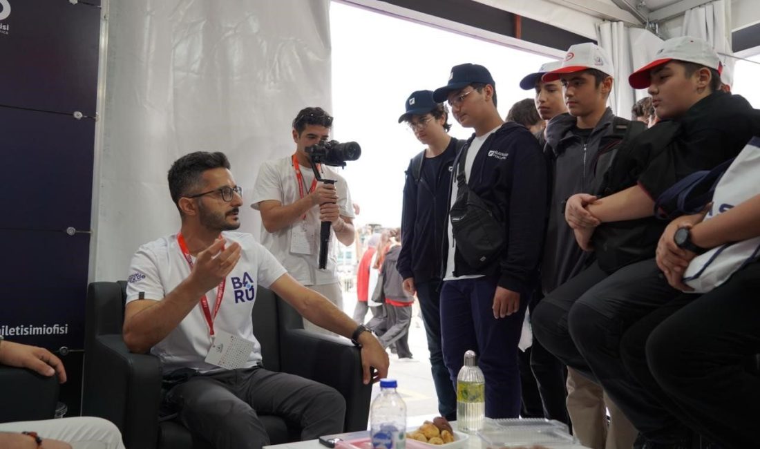 Bartın Üniversitesinin (BARÜ) bilim toplum buluşmaları kapsamında TEKNOFEST İstanbul’da gençlere