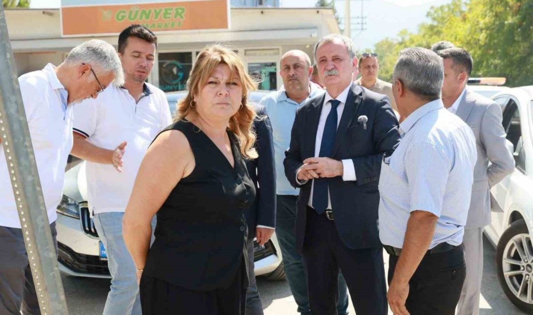 Yunusemre Belediye Başkanı Semih Balaban, Mareşal Fevzi Çakmak Mahallesi’ni ziyaret