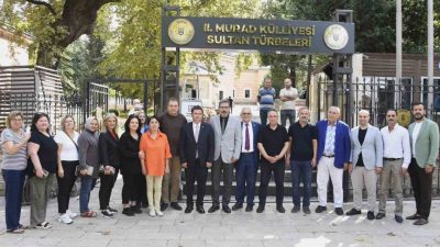 Her hafta bir mahalleyi ziyaret ederek vatandaşlarla bir araya gelen