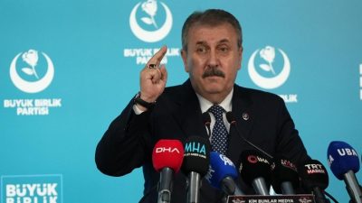 Büyük Birlik Partisi (BBP) Genel Başkanı Mustafa Destici, “İsrail bilmelidir