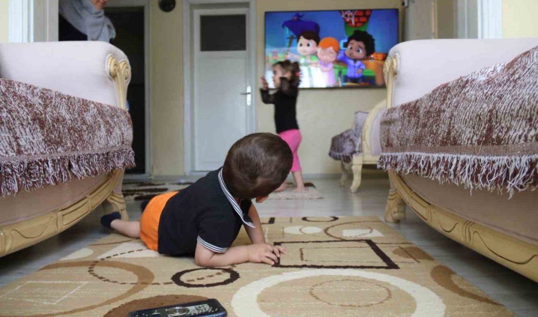 Eskişehir Şehir Hastanesi’nde 2023 yılında hamileliğinin 7’nci ayında ikiz dünyaya