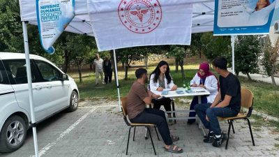Çemişgezek’te Halk Sağlığı Haftası çerçevesinde sigara ile mücadele etkinliği düzenlendi.