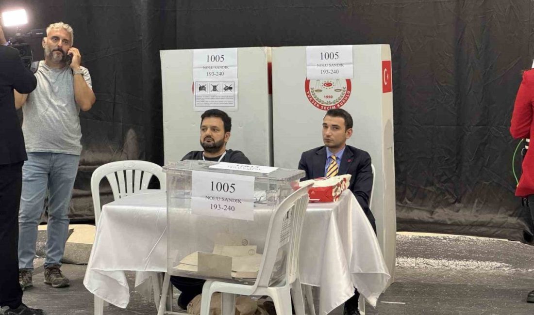 CHP İstanbul İl Başkanlığı Olağanüstü Kongresi’nde tek aday Özgür Çelik