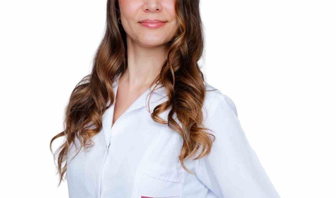 Dr. Nazan Tekin Çakar, çocuklarda artan COVID-19 vakalarına karşı uyararak,