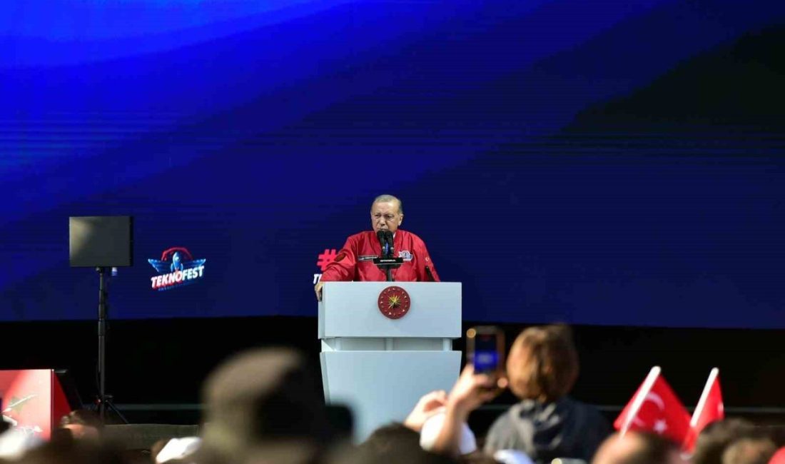 Cumhurbaşkanı Recep Tayyip Erdoğan, “Kudüs Müslümanlarla birlikte tüm insanlığın onurudur,