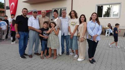 Kütahya’nın Tavşanlı ilçesine bağlı Tunçbilek beldesinin Demirbilek mahallesinde yaşayan çocuklar,