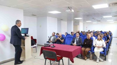 Diyarbakır’da Dünya Kalp günü nedeni ile panel düzenlendi. Diyarbakır Gazi