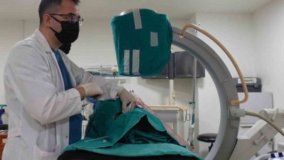 Algoloji tedavisi hakkında bilgi veren Dr. Mustafa Özdemir, “Algoloji tedavisinin