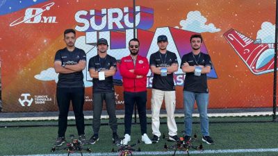 Düzce Üniversitesi Mekatronik Teknolojileri Topluluğu (MEKATEK) öğrencileri, yüksek mühendislik ve