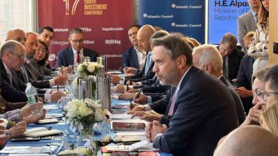 Enerji ve Tabii Kaynaklar Bakanı Alparslan Bayraktar, “Rüzgar ve güneş