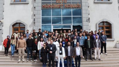 Erzurum’un Oltu ilçesinde, genç pratisyen hekimlere yönelik düzenlenen “Acile İlk