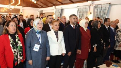 Erzurum’da AK Parti Genel Merkez Kadın Kolları Başkanlığı tarafından”Aile İçin
