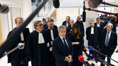 Fransa’nın eski Cumhurbaşkanı Nicolas Sarkozy, 2007 seçim kampanyasında Libya’dan yasa